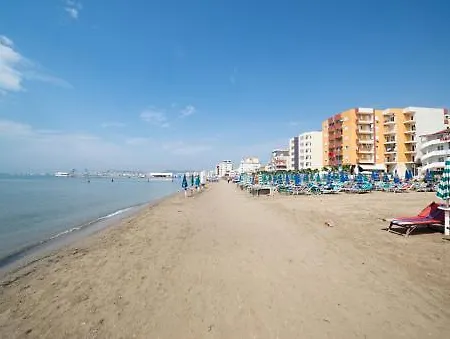 M Vera With Kitchen And Vendégház 3*