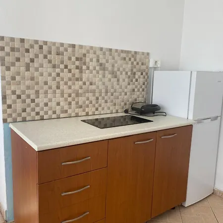 招待所 M Vera With Kitchen And Durrës
