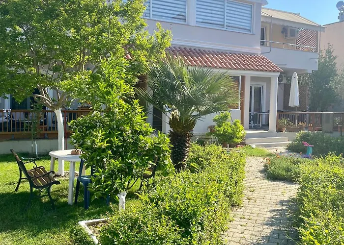 M Vera With Kitchen And 3*